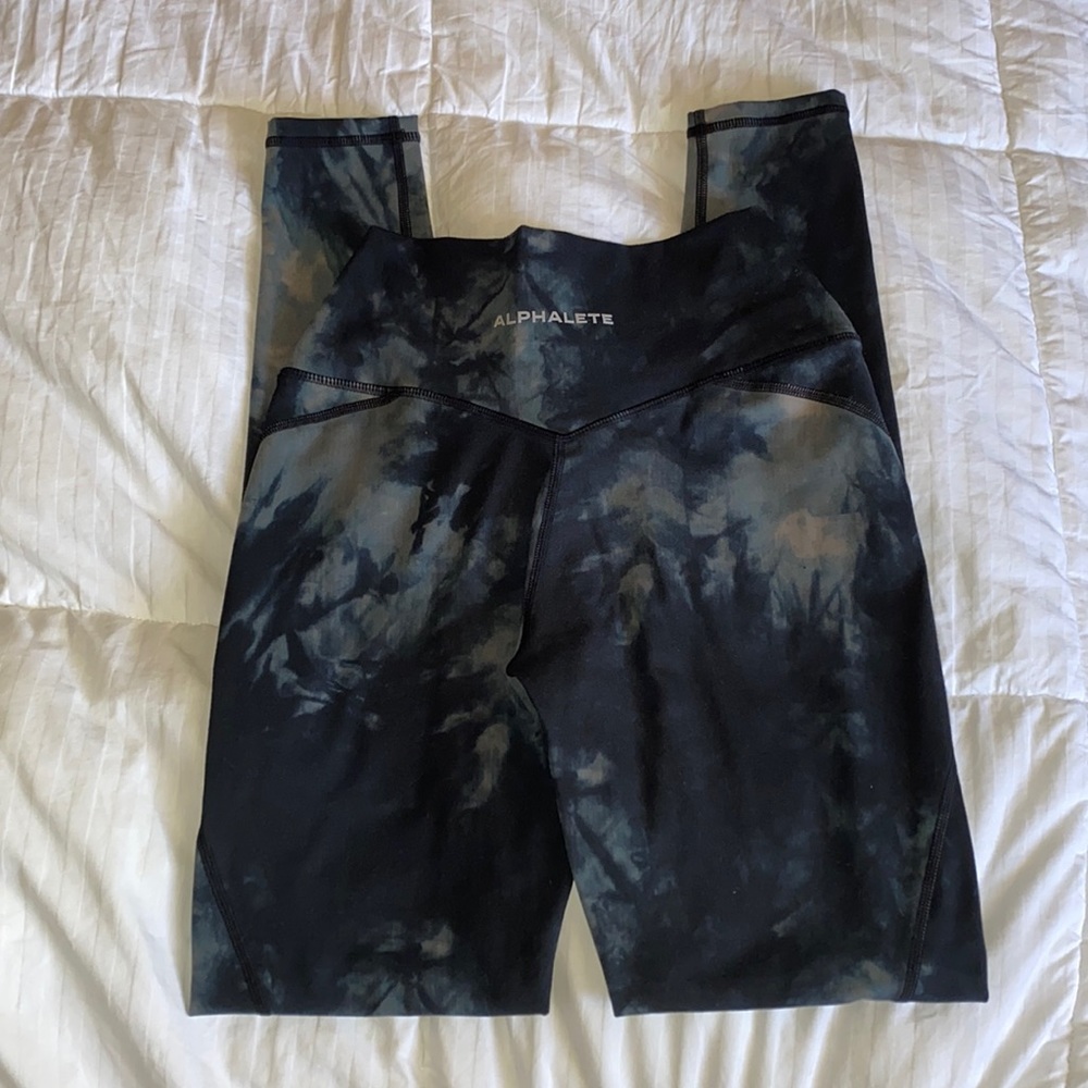 Alphalete Surface Power Leggings
